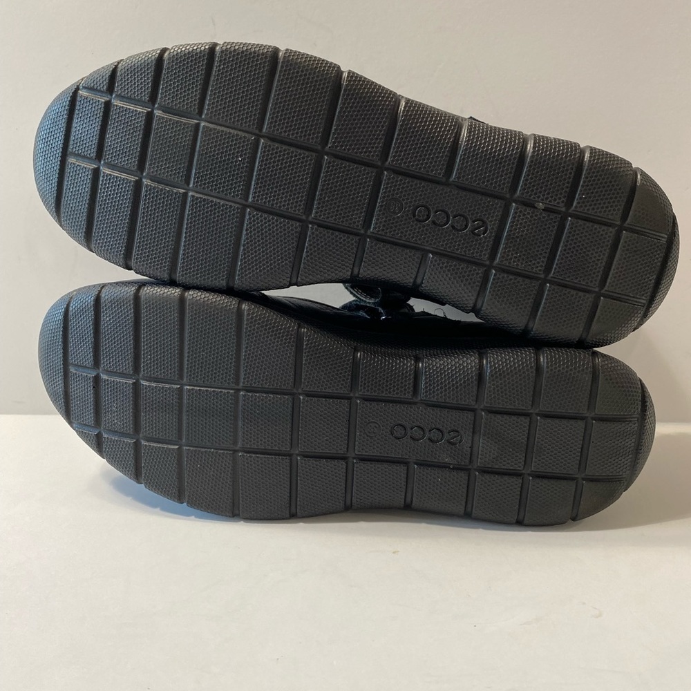 Ecco Women's Black Leather Velcro Mary Jane Ballet Flat Shoes Size 8.5, EU 38 - Picture 3 of 7